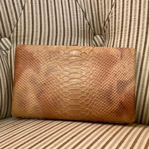 Abas leather frame clutch wallet